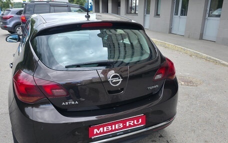 Opel Astra J, 2013 год, 900 000 рублей, 5 фотография