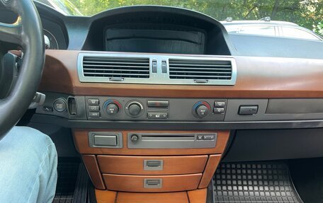 BMW 7 серия, 2002 год, 790 000 рублей, 23 фотография