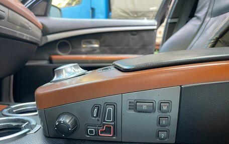 BMW 7 серия, 2002 год, 790 000 рублей, 28 фотография