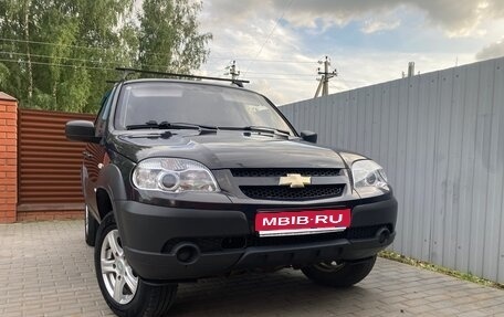 Chevrolet Niva I рестайлинг, 2013 год, 580 000 рублей, 1 фотография