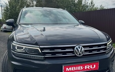 Volkswagen Tiguan II, 2019 год, 2 850 000 рублей, 1 фотография