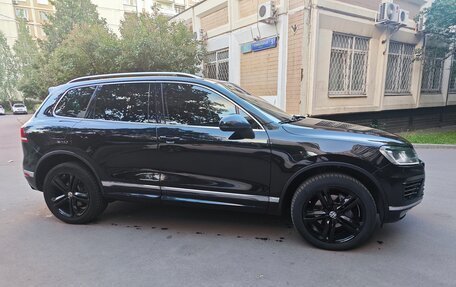 Volkswagen Touareg III, 2017 год, 2 950 000 рублей, 4 фотография
