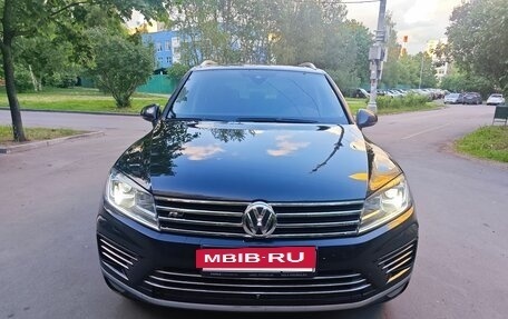 Volkswagen Touareg III, 2017 год, 2 950 000 рублей, 2 фотография