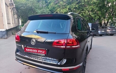 Volkswagen Touareg III, 2017 год, 2 950 000 рублей, 8 фотография