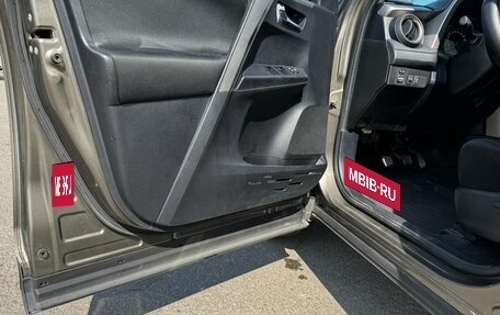 Toyota RAV4, 2014 год, 2 230 000 рублей, 15 фотография