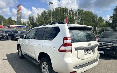 Toyota Land Cruiser Prado 150 рестайлинг 2, 2015 год, 2 665 000 рублей, 4 фотография