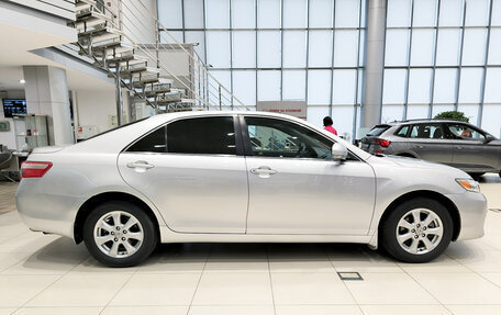 Toyota Camry, 2010 год, 1 100 000 рублей, 5 фотография