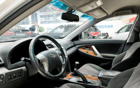 Toyota Camry, 2010 год, 1 100 000 рублей, 20 фотография