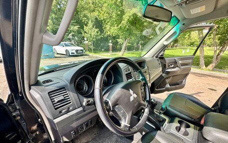 Mitsubishi Pajero IV, 2007 год, 2 150 000 рублей, 11 фотография