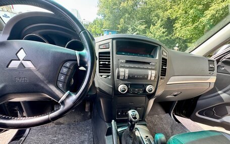 Mitsubishi Pajero IV, 2007 год, 2 150 000 рублей, 10 фотография