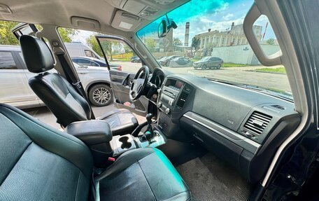Mitsubishi Pajero IV, 2007 год, 2 150 000 рублей, 16 фотография