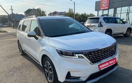 KIA Carnival, 2022 год, 4 400 000 рублей, 3 фотография