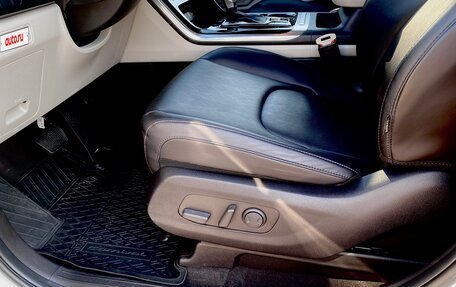 KIA Carnival, 2022 год, 4 400 000 рублей, 16 фотография