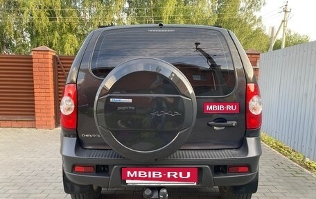 Chevrolet Niva I рестайлинг, 2013 год, 580 000 рублей, 4 фотография