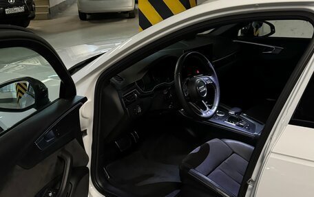 Audi A4, 2016 год, 2 550 000 рублей, 9 фотография