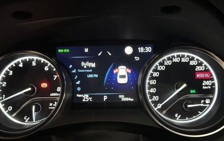 Toyota Camry, 2021 год, 3 600 000 рублей, 10 фотография