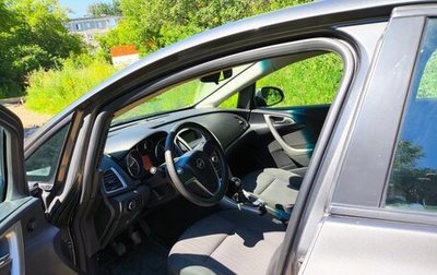 Opel Astra J, 2011 год, 450 000 рублей, 1 фотография