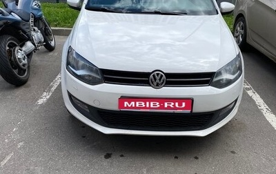 Volkswagen Polo VI (EU Market), 2013 год, 1 350 000 рублей, 1 фотография