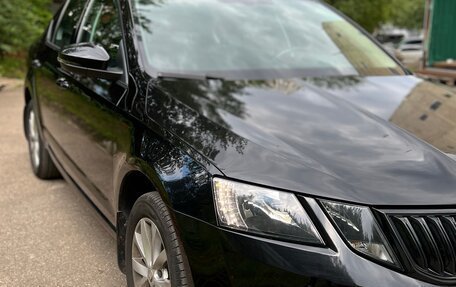 Skoda Octavia, 2018 год, 1 850 000 рублей, 2 фотография
