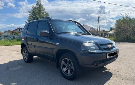 Chevrolet Niva I рестайлинг, 2019 год, 897 000 рублей, 7 фотография