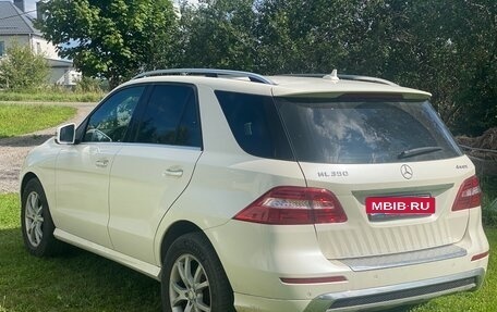 Mercedes-Benz M-Класс, 2013 год, 3 200 000 рублей, 4 фотография