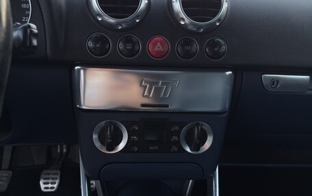 Audi TT, 2000 год, 800 000 рублей, 11 фотография