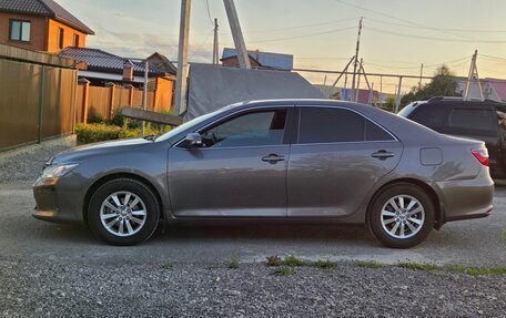Toyota Camry, 2015 год, 1 950 000 рублей, 4 фотография