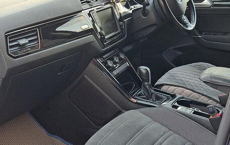 Volkswagen Touran III, 2016 год, 1 600 000 рублей, 15 фотография
