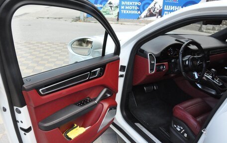 Porsche Cayenne III, 2018 год, 8 800 000 рублей, 13 фотография