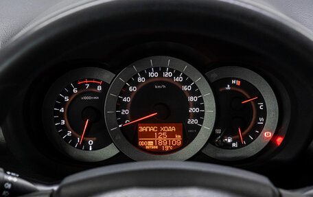Toyota RAV4, 2011 год, 1 350 000 рублей, 25 фотография