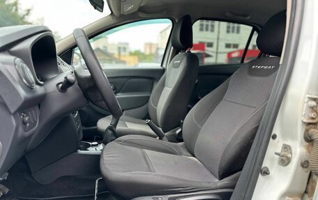 Renault Logan II, 2019 год, 1 050 000 рублей, 31 фотография