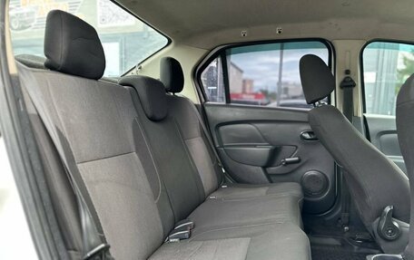 Renault Logan II, 2019 год, 1 050 000 рублей, 34 фотография