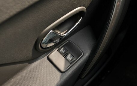 Renault Logan II, 2021 год, 995 000 рублей, 10 фотография