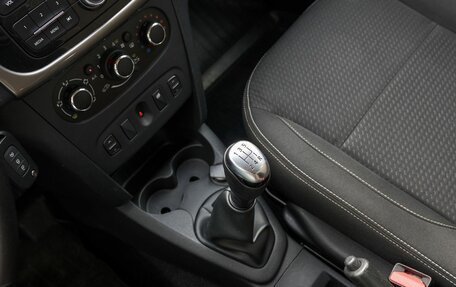 Renault Logan II, 2021 год, 995 000 рублей, 7 фотография