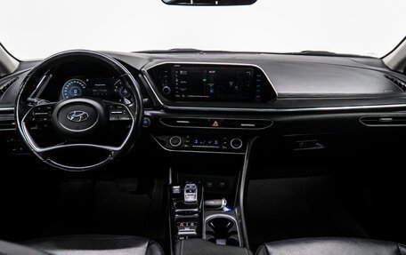 Hyundai Sonata VIII, 2020 год, 2 499 000 рублей, 21 фотография