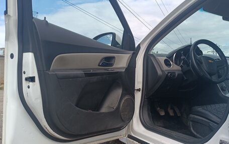 Chevrolet Cruze II, 2014 год, 830 000 рублей, 18 фотография