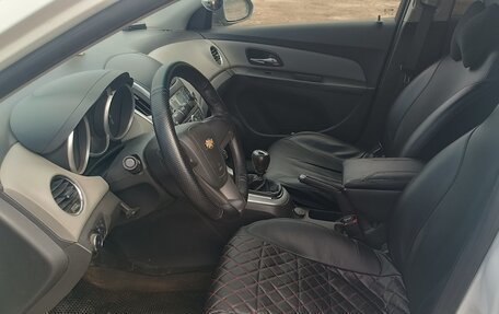 Chevrolet Cruze II, 2014 год, 830 000 рублей, 21 фотография