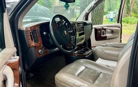 Chevrolet Express II, 2011 год, 2 900 000 рублей, 8 фотография