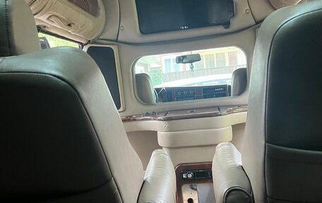 Chevrolet Express II, 2011 год, 2 900 000 рублей, 17 фотография
