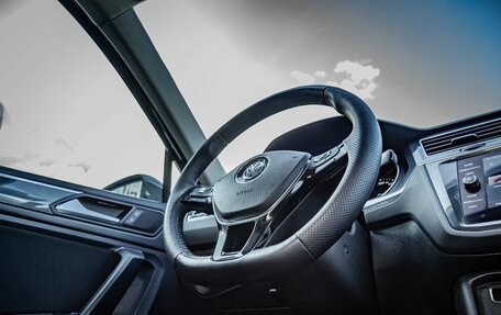 Volkswagen Tiguan II, 2020 год, 2 928 000 рублей, 17 фотография