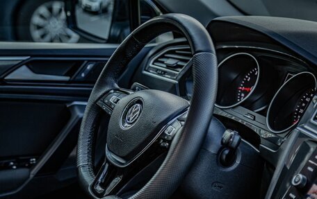 Volkswagen Tiguan II, 2020 год, 2 928 000 рублей, 19 фотография