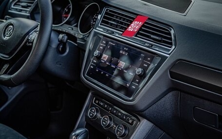 Volkswagen Tiguan II, 2020 год, 2 928 000 рублей, 20 фотография