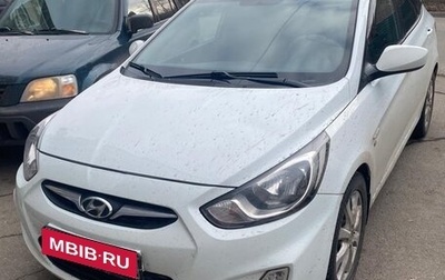 Hyundai Solaris II рестайлинг, 2013 год, 970 000 рублей, 1 фотография