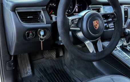 Porsche Macan I рестайлинг, 2018 год, 4 250 000 рублей, 6 фотография