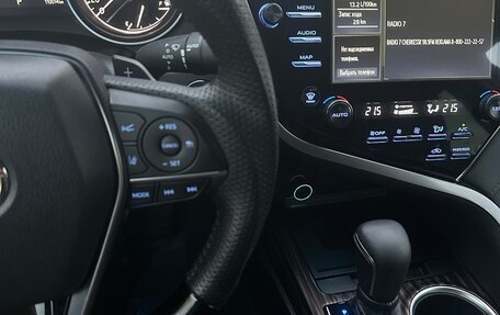 Toyota Camry, 2019 год, 2 800 000 рублей, 13 фотография