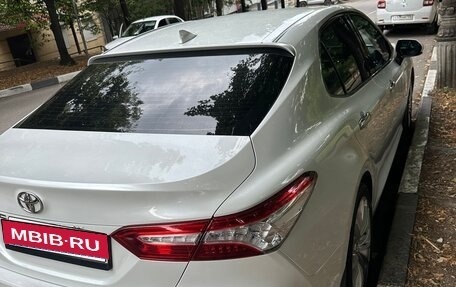 Toyota Camry, 2019 год, 2 800 000 рублей, 6 фотография