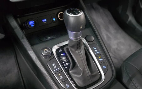 Hyundai Kona I, 2021 год, 1 294 002 рублей, 10 фотография