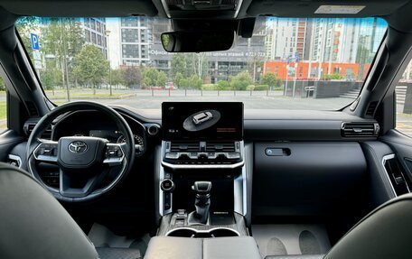 Toyota Land Cruiser, 2021 год, 9 390 000 рублей, 20 фотография