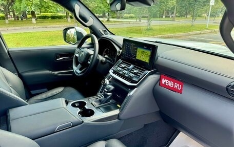 Toyota Land Cruiser, 2021 год, 9 390 000 рублей, 17 фотография