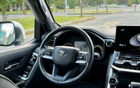 Toyota Land Cruiser, 2021 год, 9 390 000 рублей, 24 фотография